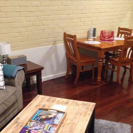 Affordable & Comfortable Apartment On Langley Park Perth Ngoại thất bức ảnh